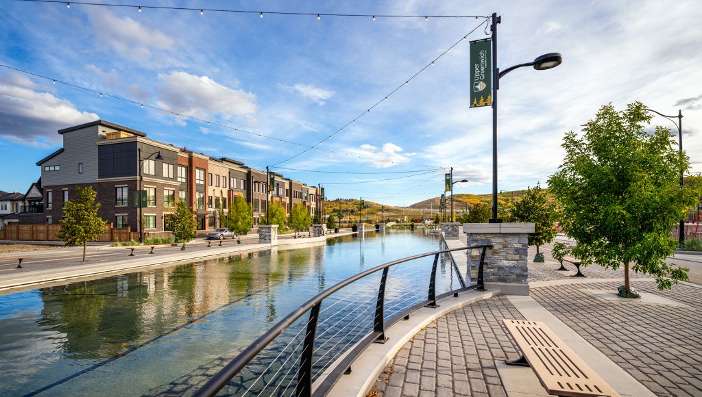 Upper Greenwich community